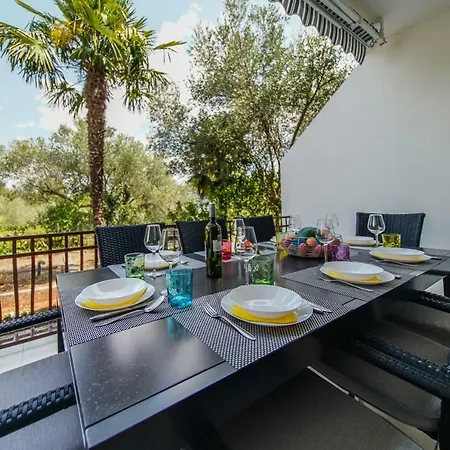Klara Holiday home