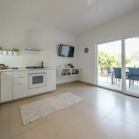 Klara * Duba Stonska