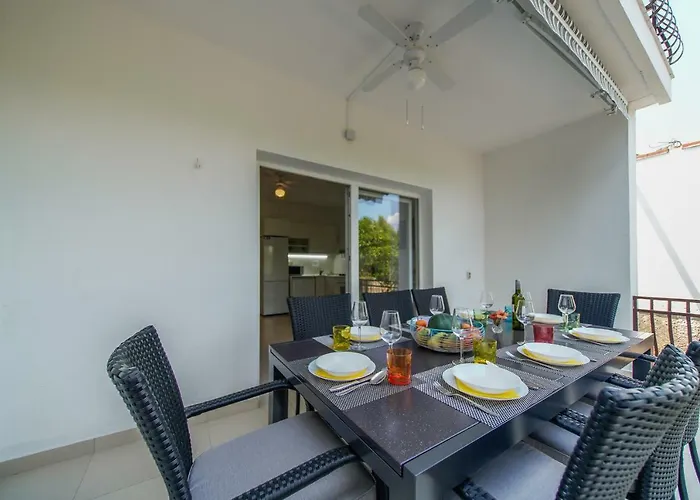 Klara Holiday home *